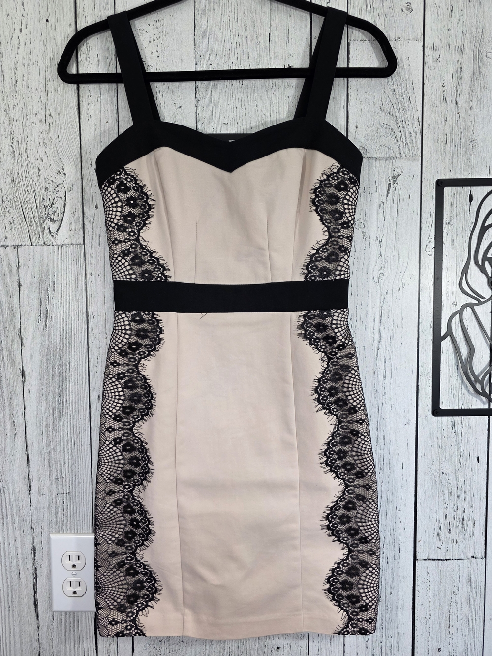 Dynamite Black & Blush Lace Bodycon Dress Size XS Date Night Wedding Guest